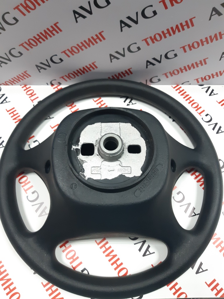 Колесо рулевого управления NIVA Chevrolet в интернет-магазине AVGtuning  Тел. 8 (861) 379-48-74; 8 (918) 298-95-42 avgtuning.ru
